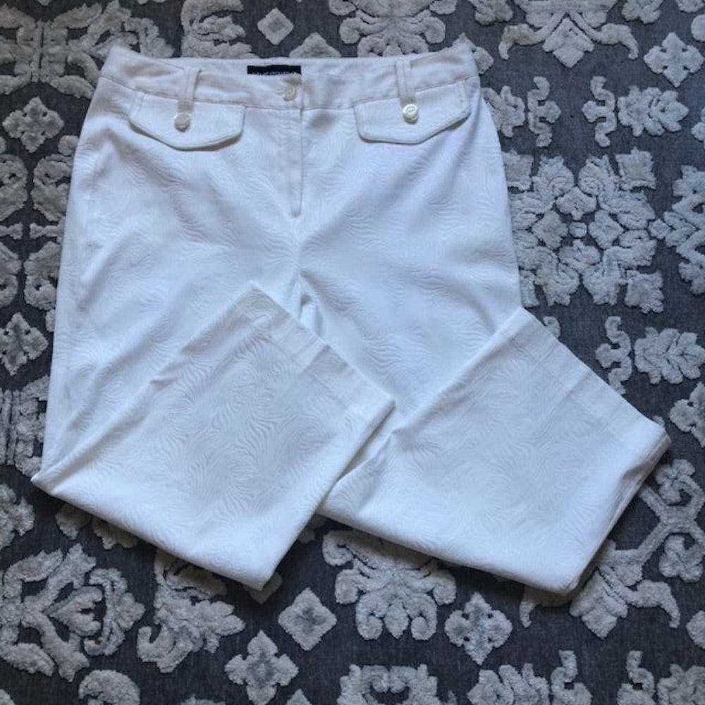 SHARAGANO, Soft white, wide-leg capris, Size 12